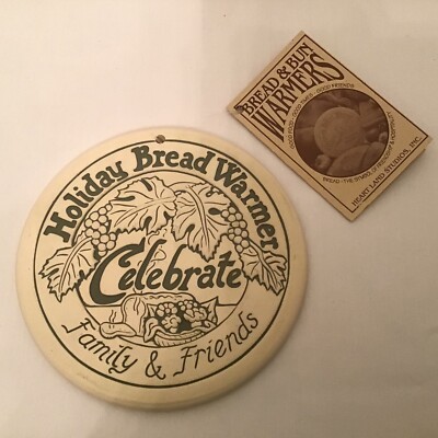 Heart Land Studios Lyn Ulick Holiday Bread Bun Warmer Celebrate Family & Friends