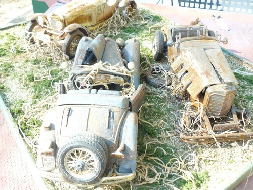 1/18 (IB) hecho a medida 3 diorama de depósito de chatarra Mercedes único en su tipo - Imagen 4 de 10