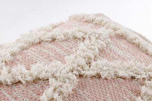 Modern beautiful POUFFE "SQUARE" for sitting 50x50x50cm pink cream BOHO - Picture 4 of 8