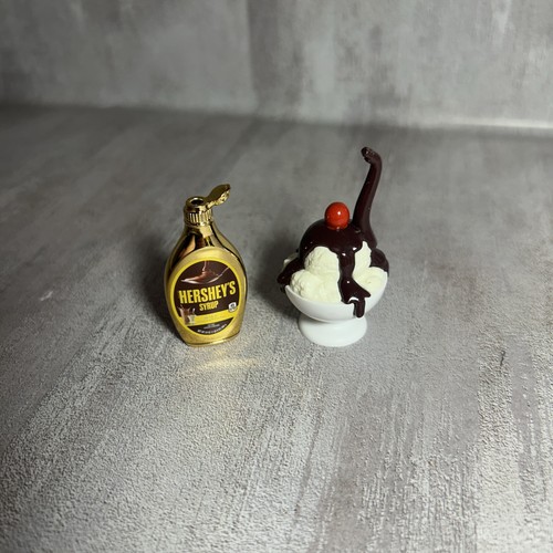 Gold Frozen Moments Hershey’s Syrup Ice Cream Sundae Zuru Mini Brands Series 4 - Picture 9 of 9