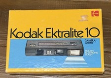   Vintage - KODAK - EKTRALITE 10 CAMERA with ORIGINAL BOX and MANUAL  