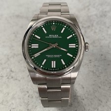 2022 Rolex Oyster Perpetual 41 124300 Green Dial Automatic Watch - Full Set