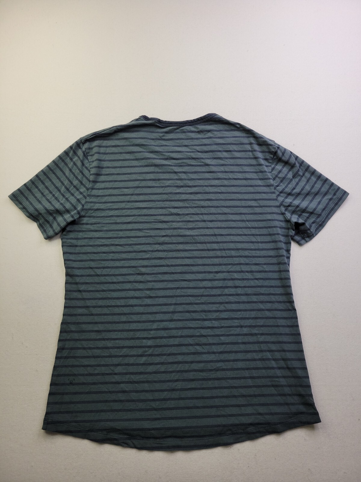 Lululemon Men Large 5 Year Basic Tee Everyday T S… - image 5