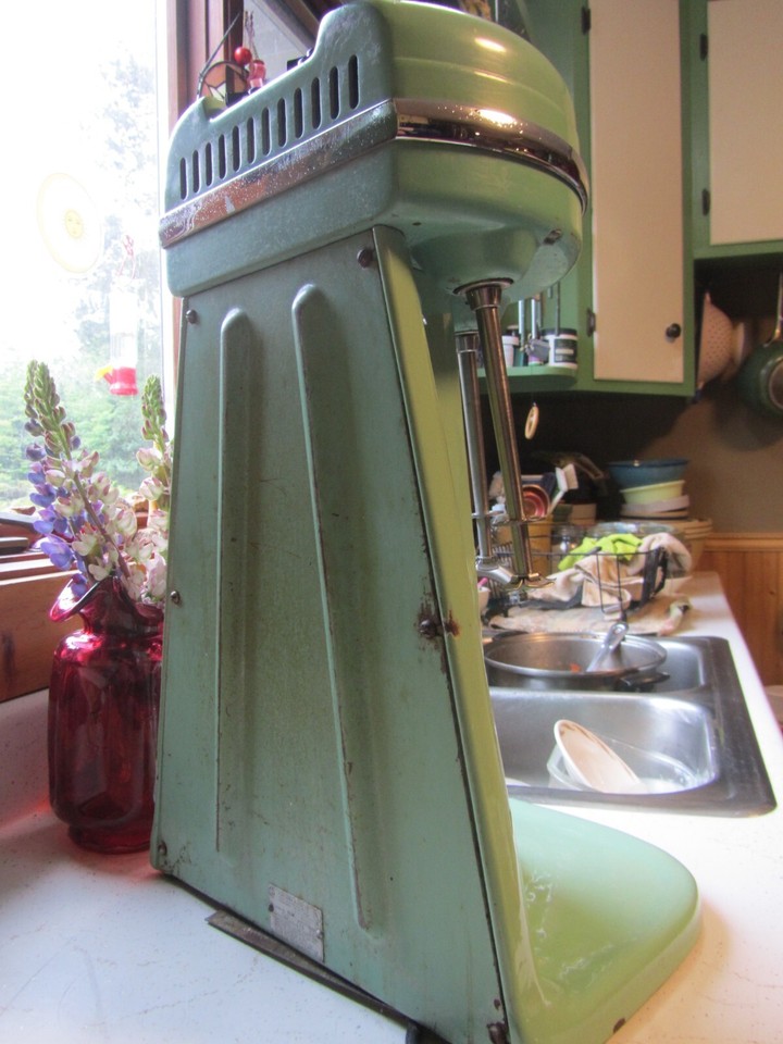 Milkshake Add Vintage Hamilton Beach 40DM Triple Head Milkshake Maker 3/new cups | eBay