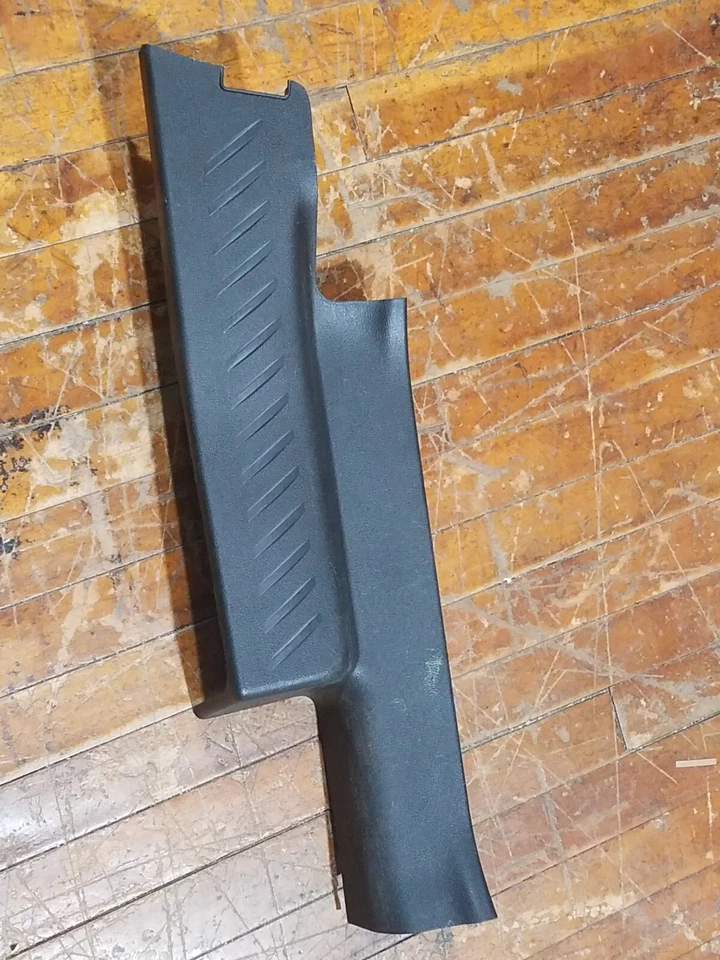 2009 Kia Rondo LX универсал задний левый водитель стороне двери порог отделки панели черный б/у - Изображение 3 из 4