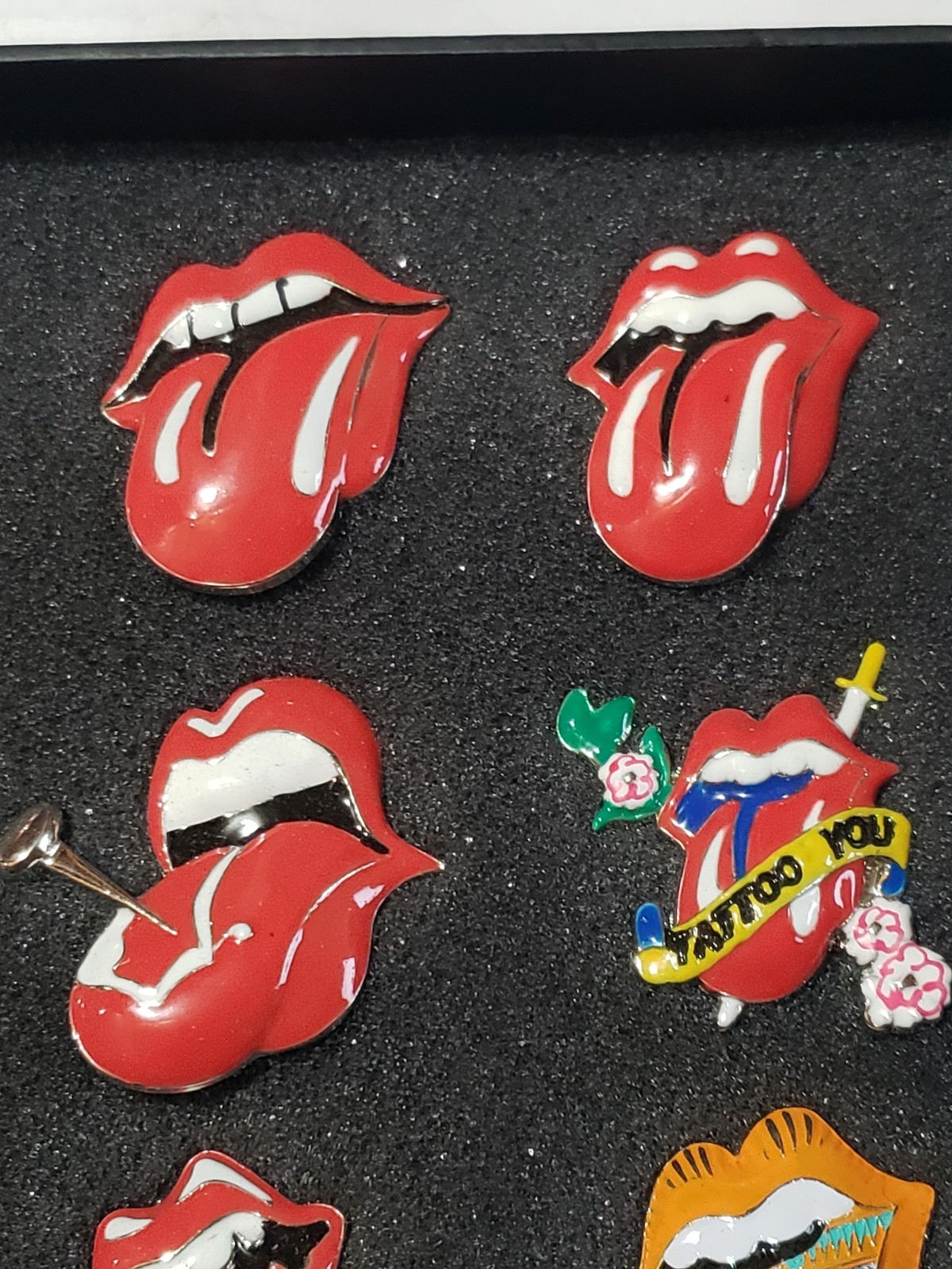 Rare Rolling Stones 50th Anniversary Tour Limited Edition Pin Set with COA