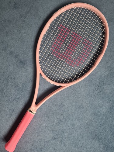 Tennisschläger Wilson Intrigue SE PINK, Griffstärke 2, neu und neu besaitet - Bild 5 von 7