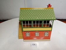 Hornby Trains O GAUGE NO 2 TINPLATE SIGNAL CABIN. With Box.My Ref. (C14).