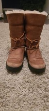 UGG Walking Sole Chesnut With Laces