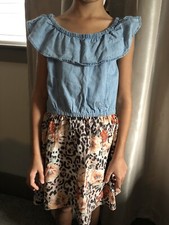 Gorgeous Guess Dress with unique prints Size 8