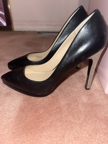 Scarpe con tacco Charles by Charles David donna taglia 6 nere con texture argento - Foto 2 di 12
