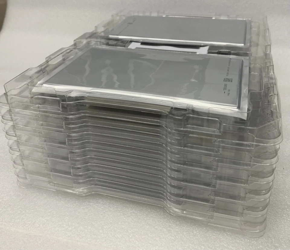 Estuche de (24) celdas prismáticas de iones de litio Enertech (no Enerdel) NMC 25ah Foto 3 de 4