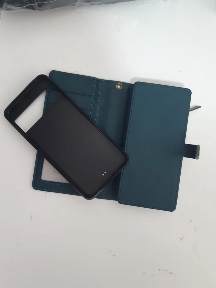 Google Pixel 8 Pro Leather Wallet Case Detachable - Image 4 of 4