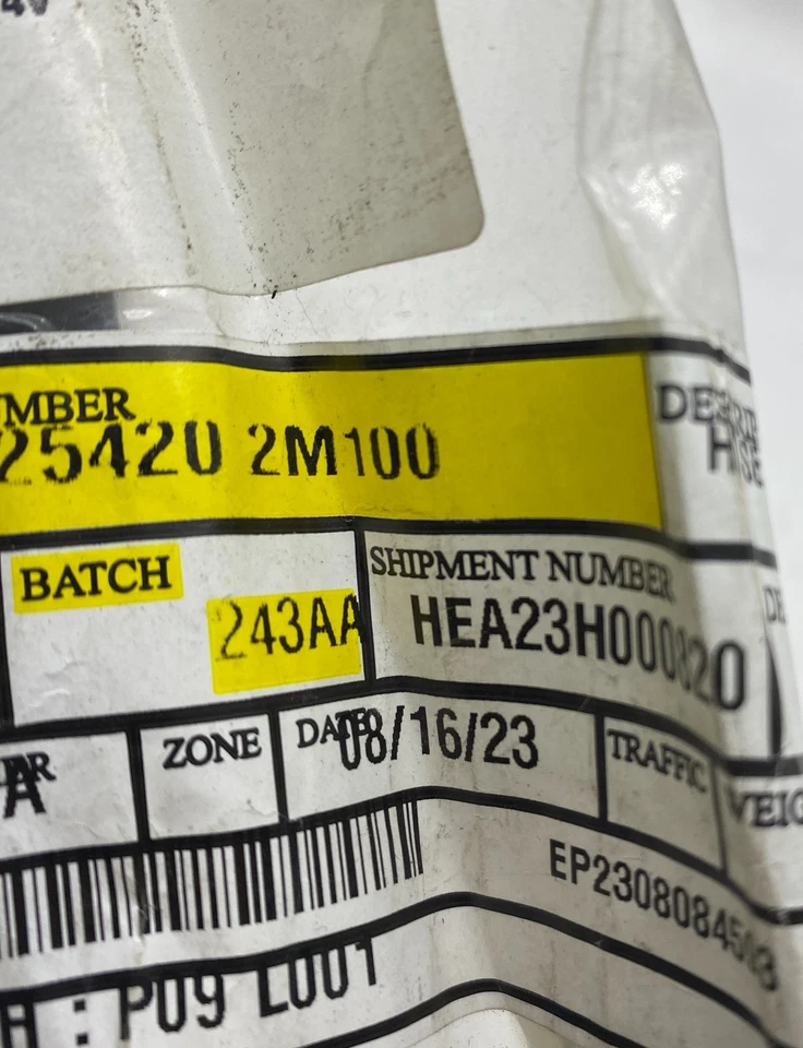 Hyundai 25420-2M100 Upper Hose (2010-2016) Hyundai Genesis Coupe - Image 2 of 4