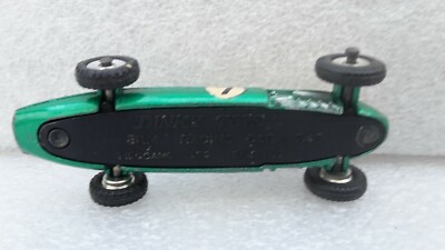243 brm racing car n° 7 dinky toys - Collection