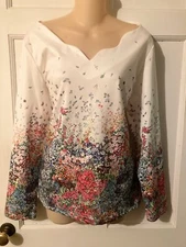 JUST FASHION NOW Beautiful Floral LSl Top ~ Sz L