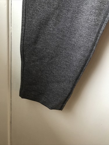 Lululemon Size 10 City Trek Dress Pants With Zip Pockets - Picture 3 of 10
