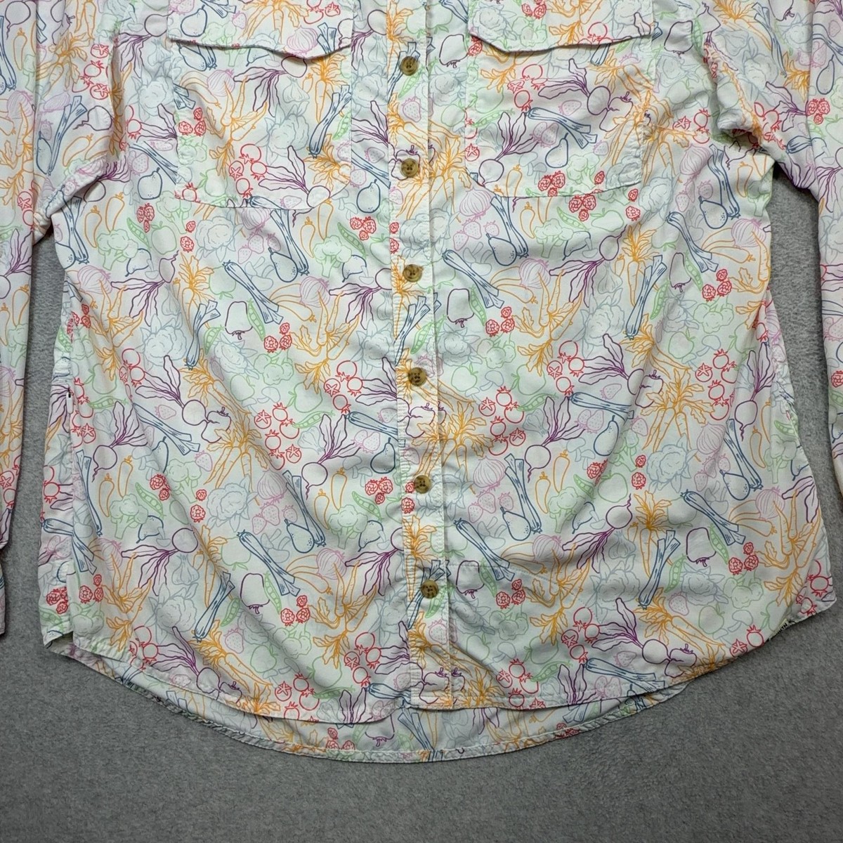 Duluth Trading Armachillo Cooling Shirt Women Large Veggie Print Convertible View 4