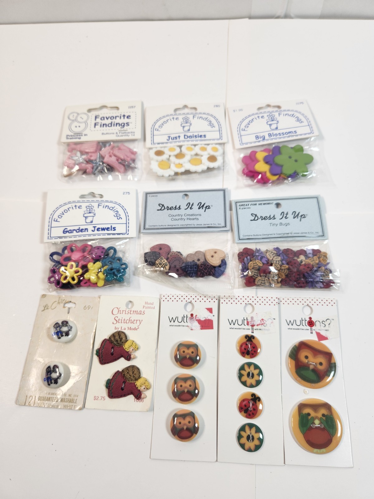 Vintage Buttons Lot Tiny Bugs Princess Floral Raggedy Ann Andy Owls Country_AF