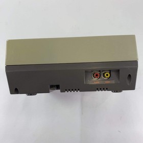 Consola de videojuegos Nintendo Entertainment System NES NES-001 gris cubierta de control