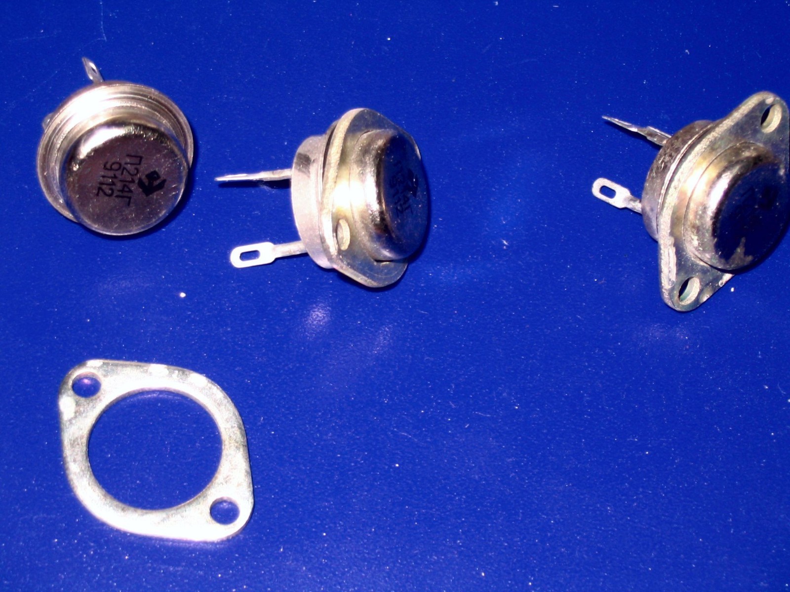 9PCS P214G (rus. П214Г) 60V 5A Germanium power PNP Transistor USSR ...