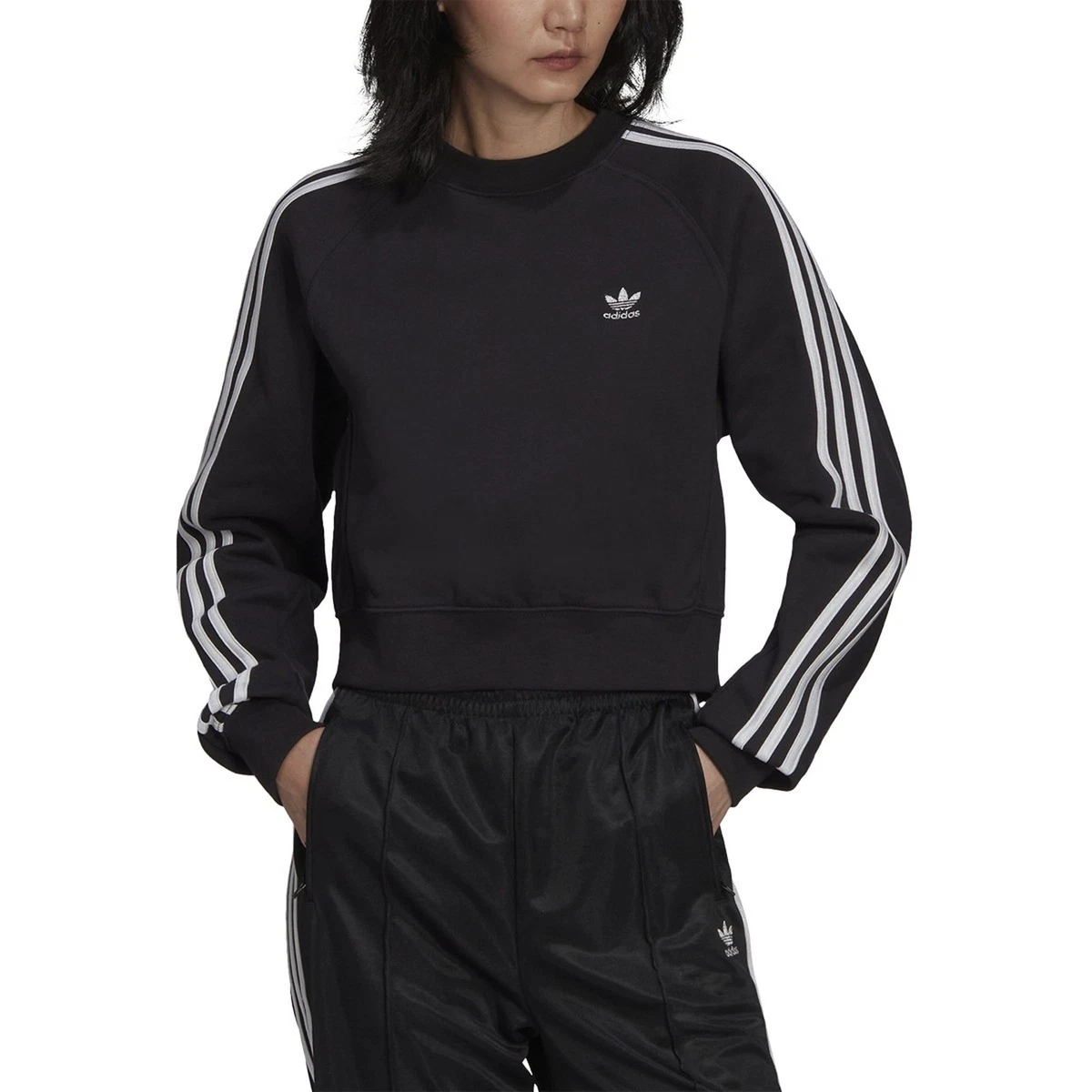 Adidas originals adicolor three stripe crew neck sweat in blac outlet