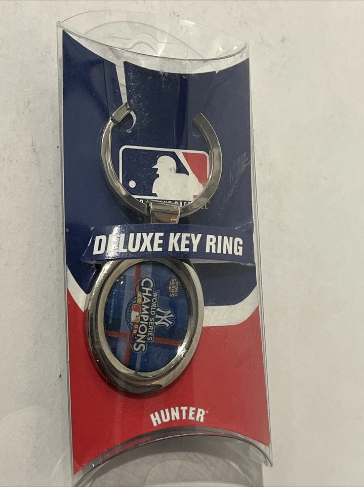 MLB 2009 World series Champions New York Yankees keychain - Image 2 of 4