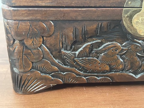 Vintage handgeschnitzte Holz Aufbewahrung Schmuckschatulle Vogel & Blume Klappdeckel roter Samt - Bild 14 von 16