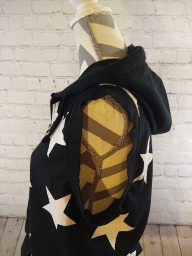 EUC women's URBAN NATION black & white sleeveless STAR PRINT sweatshirt - LARGE - Picture 3 of 8