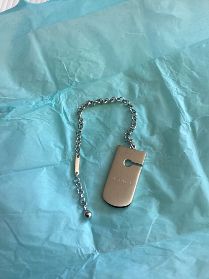 LLAVERO TATEOSSIANO MADRE PERLA RODIO LLAVERO PLATA + BOLSA PARA EL POLVO NUEVO Foto 3 de 3