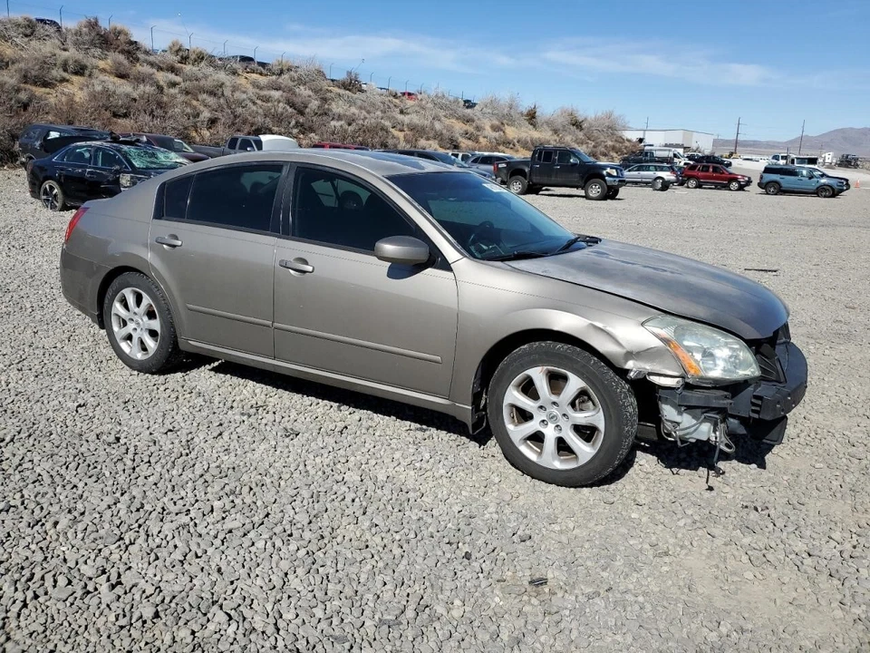 Pantalla de infoentretenimiento usada se adapta a: Nissan Máxima 2008 pantalla tablero sin navegación Foto 4 de 4