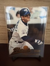 EDGAR MARTINEZ 1996 PINNACLE THE NATURALS CARD NEAR MINT+ CONDITION