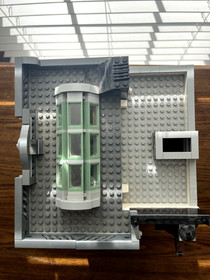 LEGO Creator Expert: Brick Bank (10251) - Used - 90-95% Complete