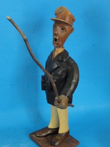 ITALIAN ROMER CARVED WOOD FIGURINE:  SAILOR WITH POLE