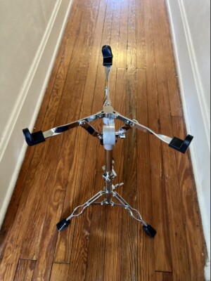 Alesis Snare Drum Stand  for 8'', 10'', 12'', 14'' Pads (Used) E-Drums DM10 Strike