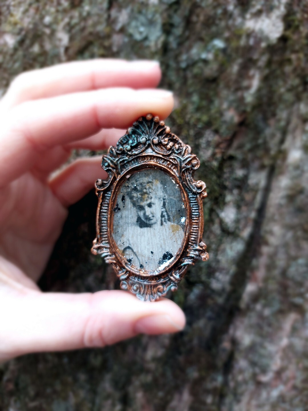 Victorian Lady Brooch Vintage Retro Jewelry OOAK Cosplay Accessory Steampunk-image