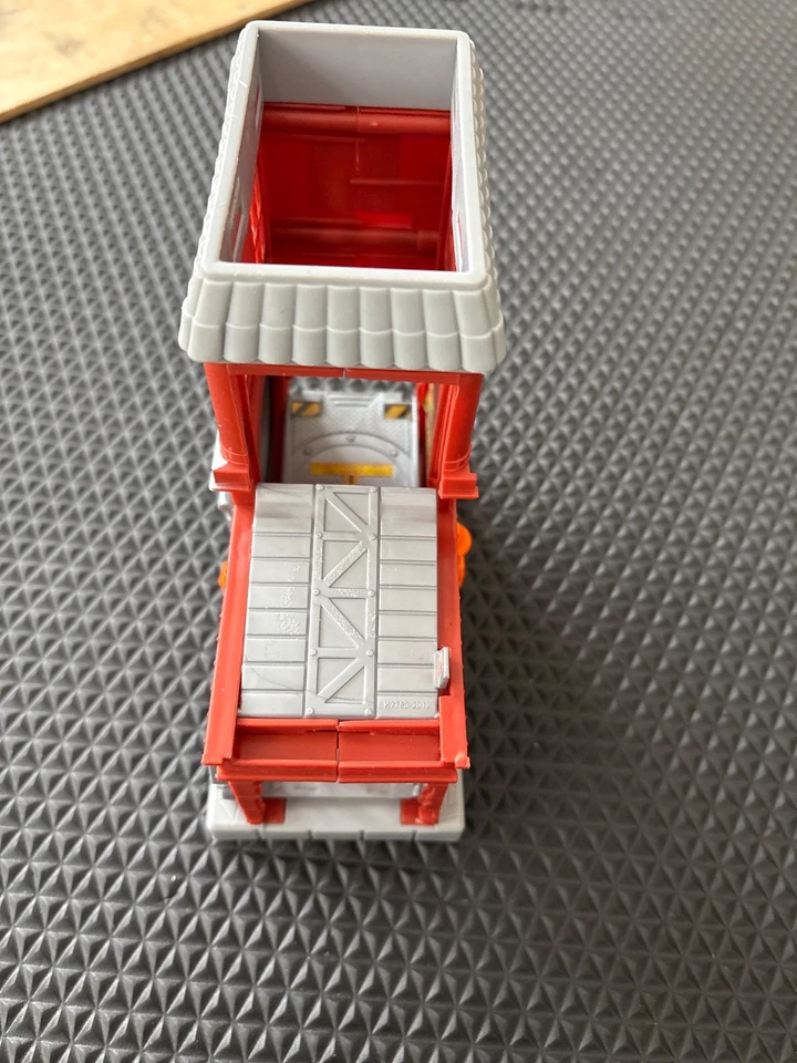 MATCHBOX BANK ALARM PLAYSET 2012 - Image 3 of 4