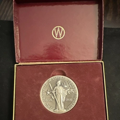 1776-1976 Wittnauer Metal Bicentennial Commemorative Medal 925 Fine Silver 44.1g