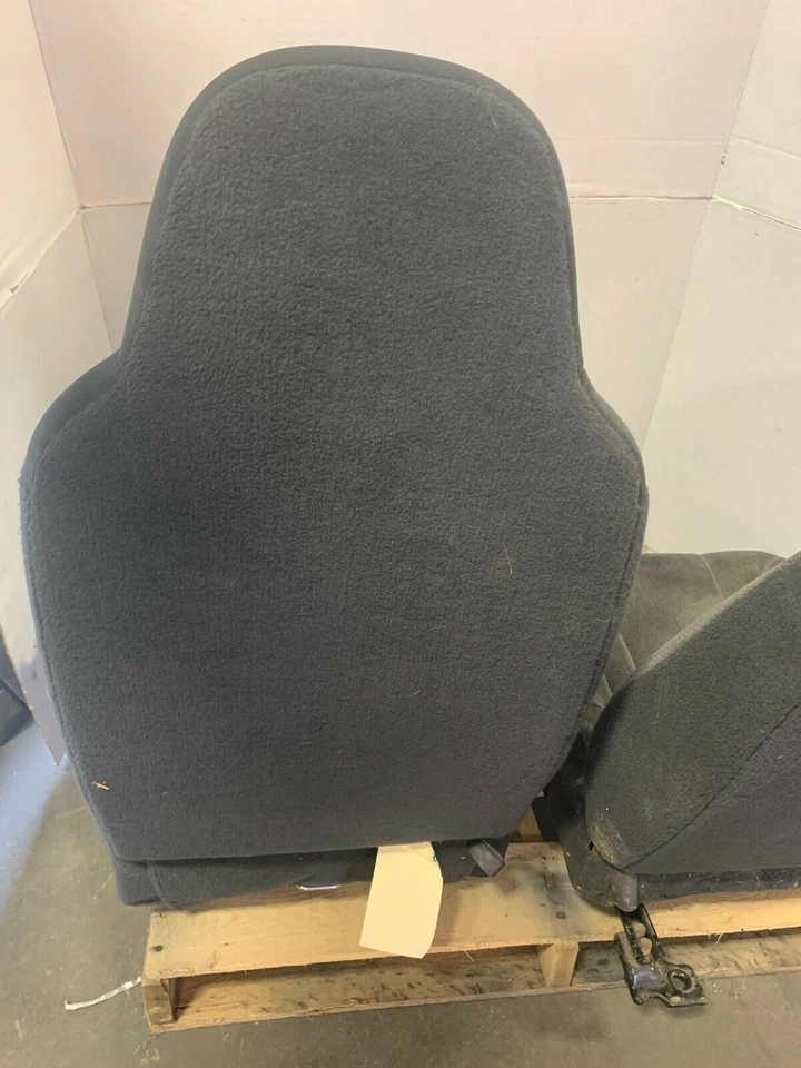 2003 Dodge Dakota Extended Cab Passenger RH Front Bucket Seat Gray Cloth - Image 3 of 4