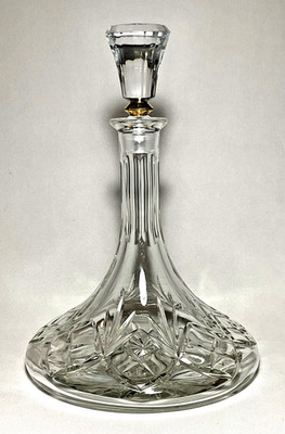 SAMOBOR ~ Beautiful Crystal SHIPS DECANTER w/STOPPER (Illusions) ~ Yugoslavia