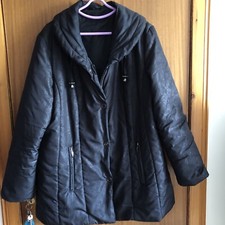Smart Cosy Designer Finesse Women Lightweight Padded Black Warmer Coat Size 18