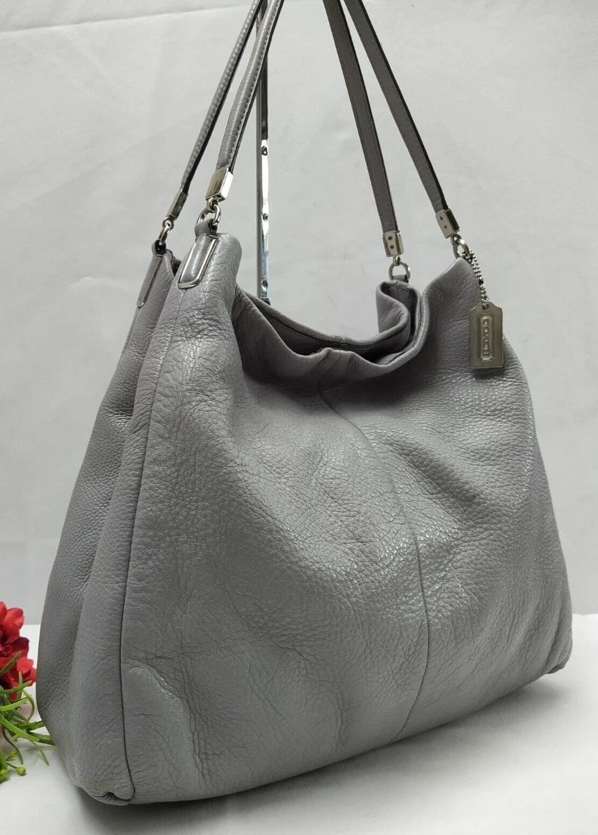 Magnet Madison Shoulder Bag