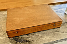 CE186: Vintage Wooden Box Of Meccano Pieces