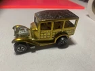 1968 hot wheels redline 1931 ford woody In Bright Gold. Nice👍🏼