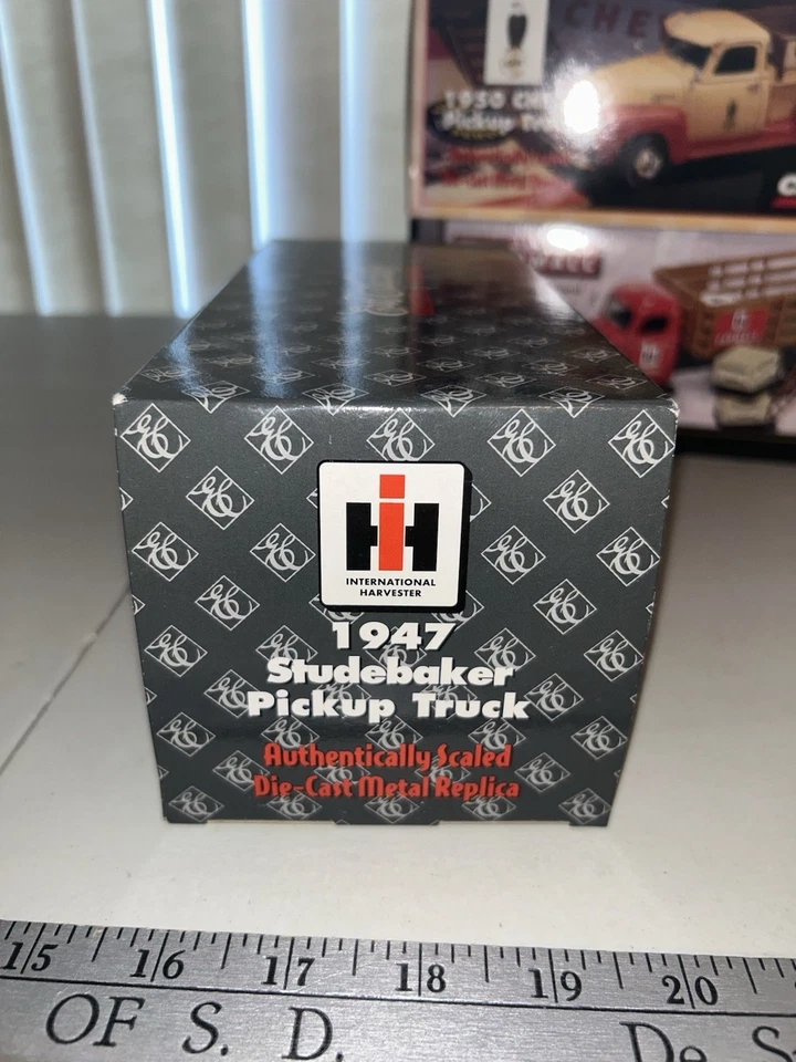 Case IH 1947 Studebaker Pickup Truck 1/25 Scale By Ertl NIB - Image 3 of 4