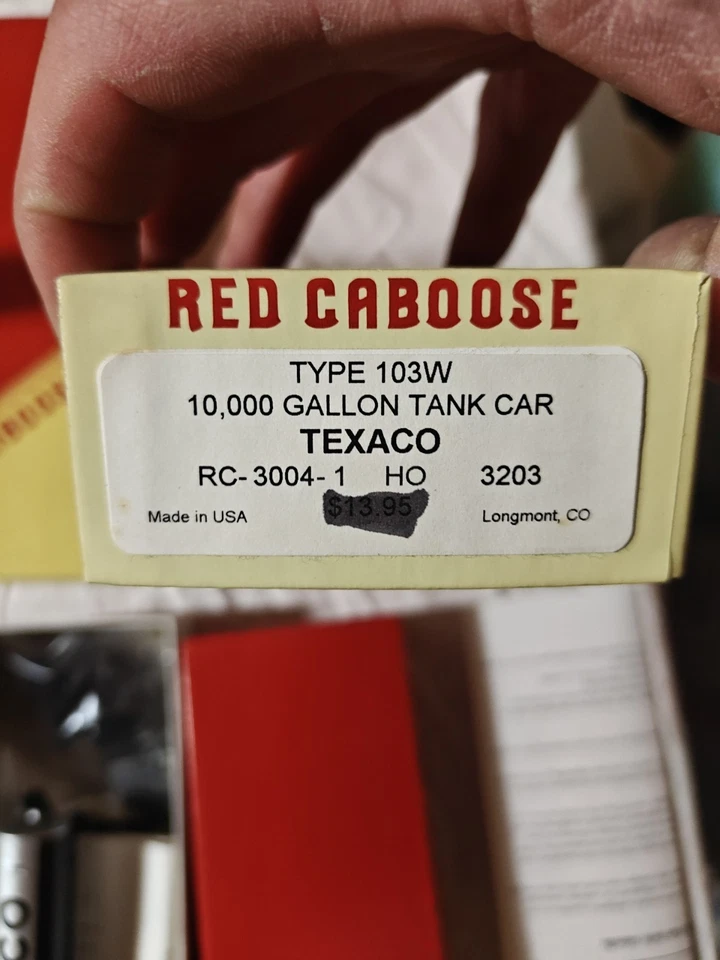 Red Caboose HO Kit RC-3004-2 Type 103W 10,000 Gallon Tank Car Texaco 3241 NIB - Image 2 of 2