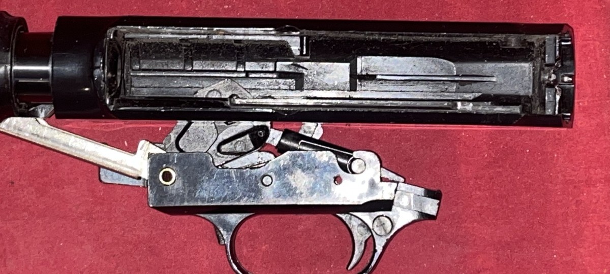 MGC REMINGTON M31-RS2 RIOT SHOTGUN-BARREL + TRIGGER ASSEMBLY