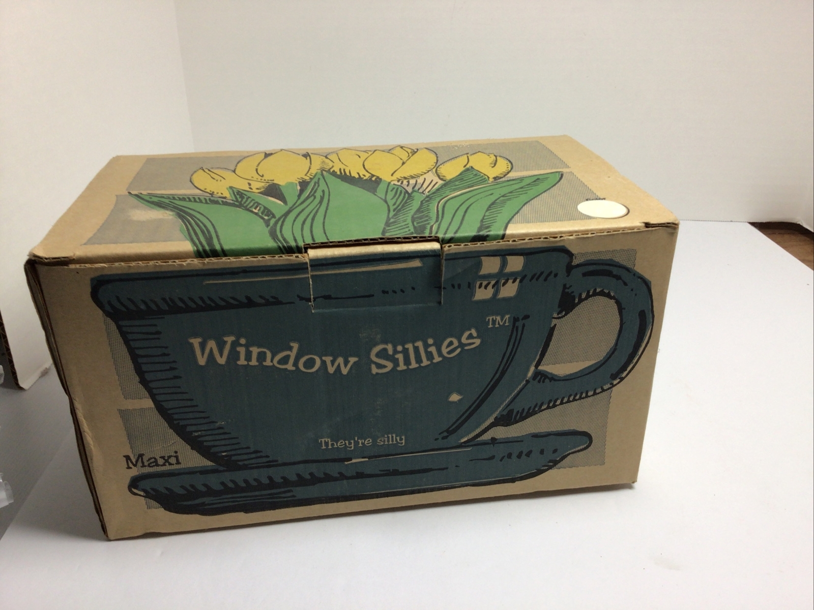 Maxie  PlanterWindow Sillies NIB. Ceramic Off White  Or Other Items thumbnail 10