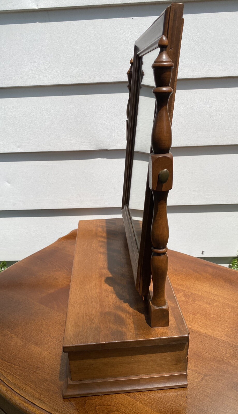 Beautiful Vintage Ethan Allen Baumritter Cheval Shaving Mirror w/Drawer