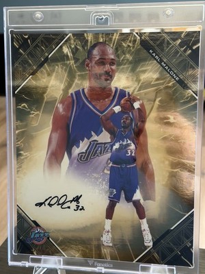 2025-26 Fanatics Under Wraps Emanate Gold Auto 32/50 Karl Malone Jersey Match
